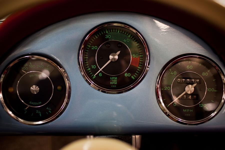  Porsche 356A 1600S Speedster 1957 года  (фото 8 из 14)